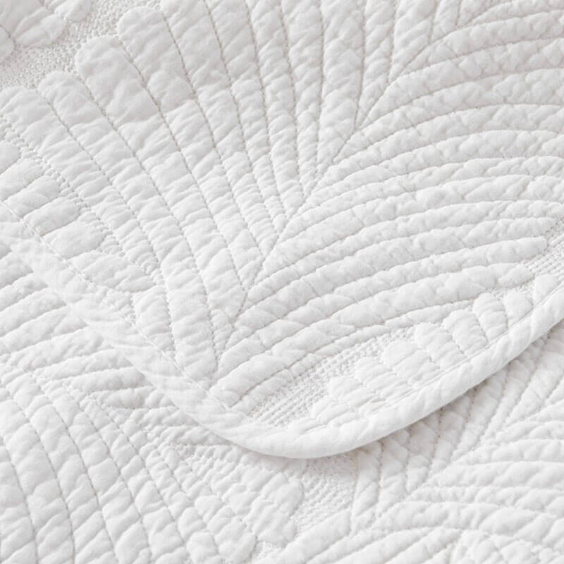 Juego de cama minimalista de algodón de lujo de tres piezas con bordado de hojas de color liso y doble cara, estilo europeo.