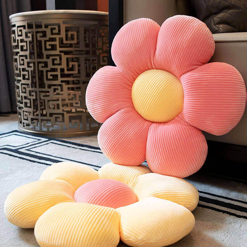 Daisy Flower Decorative Pillow Cushion