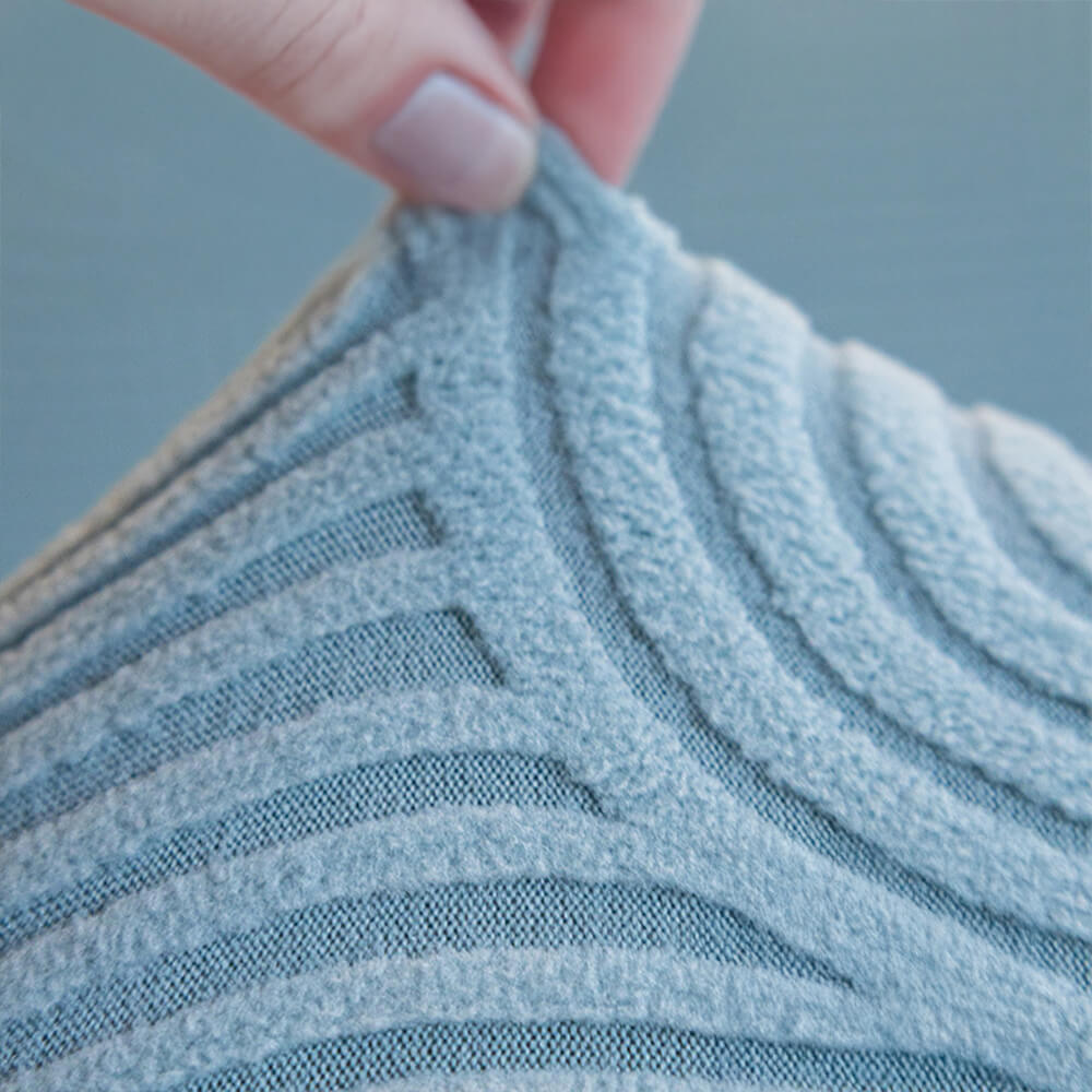 All-Season Polar Fleece Elastic Full-Wrap Anti-Scratch Sofa Cover