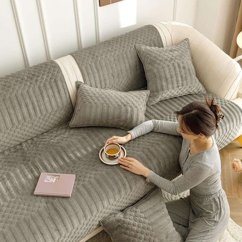 Cream White Ins Style Plush Sofa Cushion, Crystal Velvet Four-Grade Sofa Cover Cloth