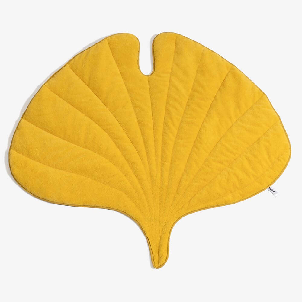 Leaf-Shaped Plush Washable Dog Mat, The Leaf Collector