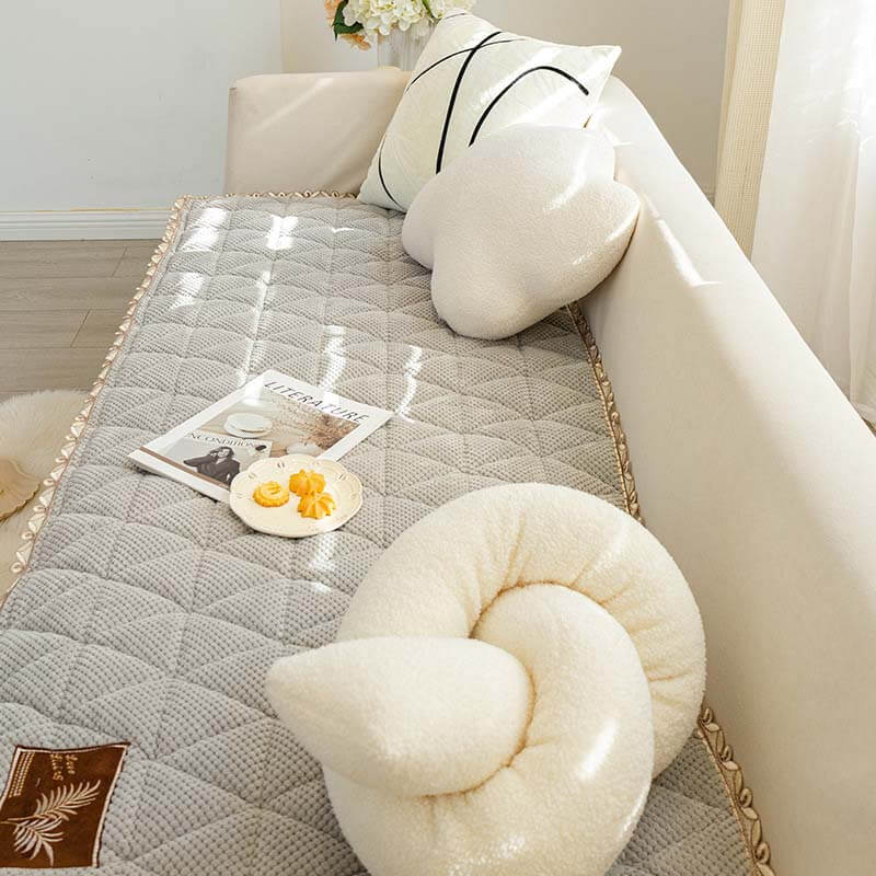 Bread-Shaped Chenille Non-Slip Sofa Cover