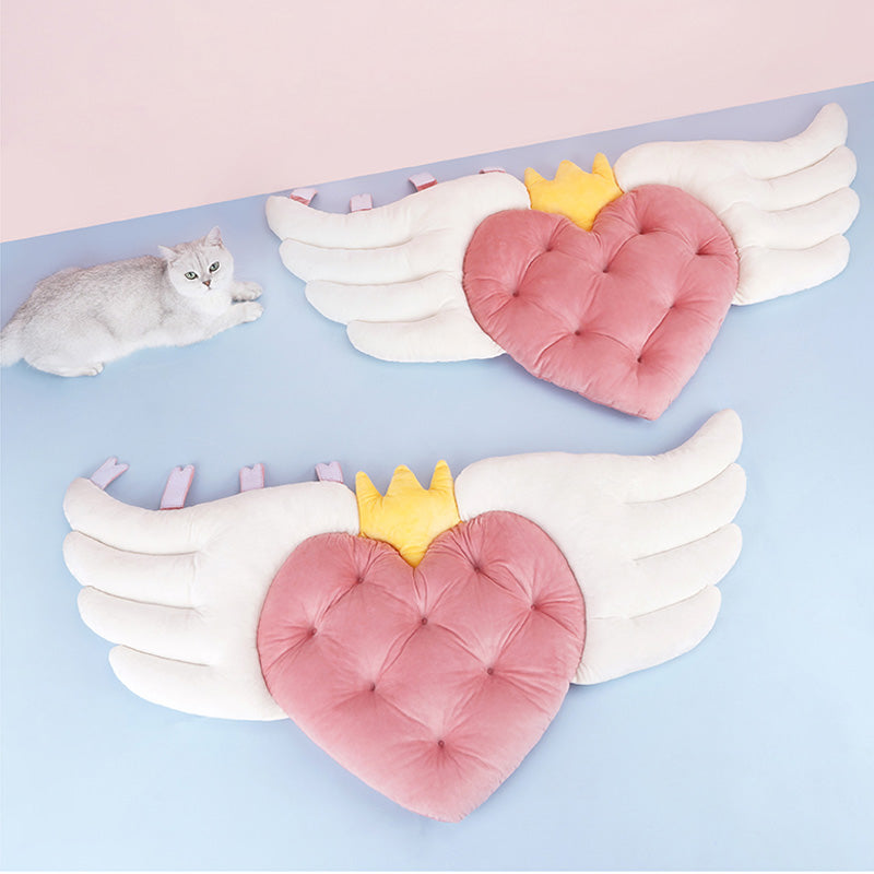 Cuccia trasformabile per cani e gatti con ali d'angelo