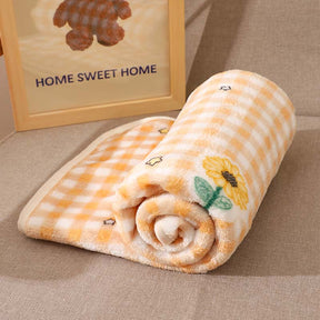 Coral Velvet Blanket for Pets Sleeping Small Covering Blanket